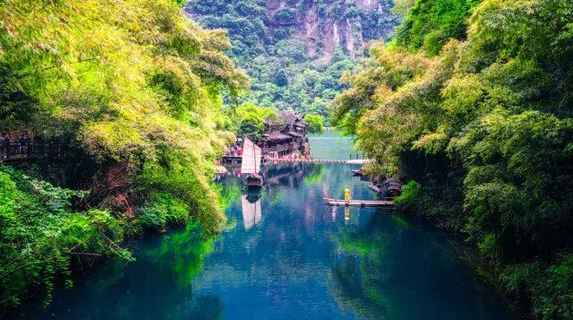 熱烈祝賀我公司產(chǎn)品在湖北省醫(yī)用耗材集中采購平臺掛網(wǎng)成功！